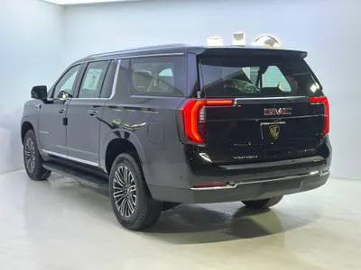 2025 GMC Yukon Elevation