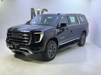 2025 GMC Yukon Elevation