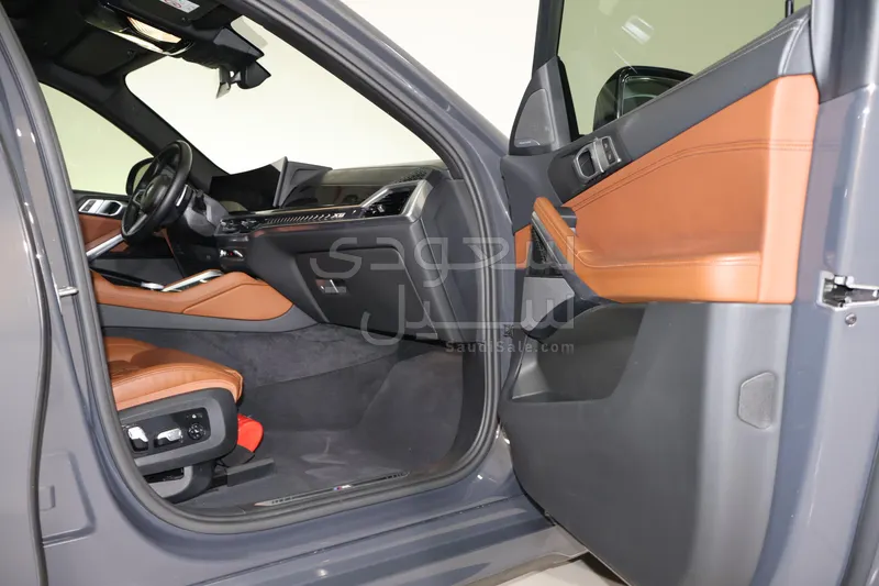 2024 BMW X Series 6 M Kit