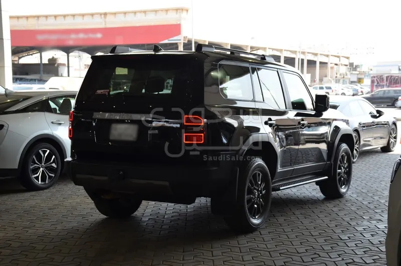 2024 Toyota Prado TX-L