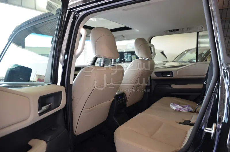 2024 Toyota Prado TX-L