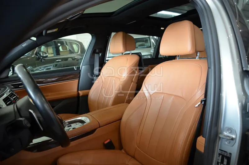 2020 BMW 7 Series 730Li