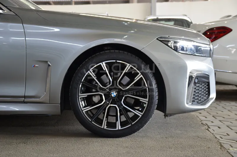 2020 BMW 7 Series 730Li
