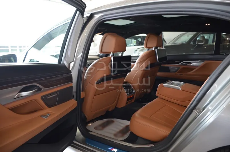 2020 BMW 7 Series 730Li
