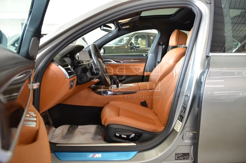 2020 BMW 7 Series 730Li