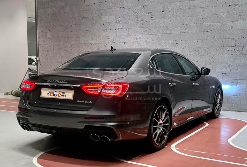 2018 Maserati Quattroporte F1