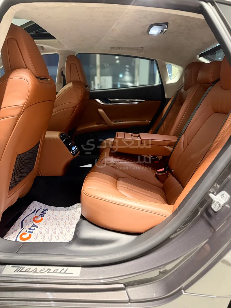 2018 Maserati Quattroporte F1