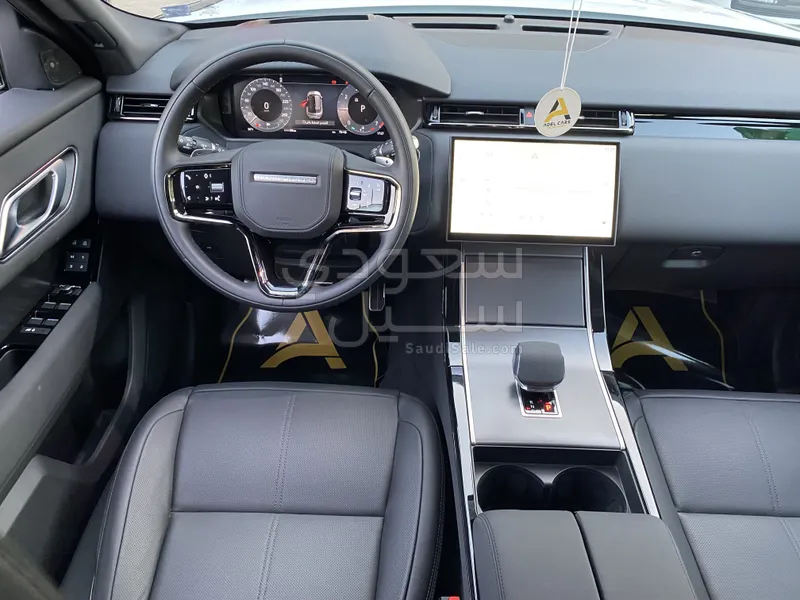 2024 Land Rover Range Rover Velar SE