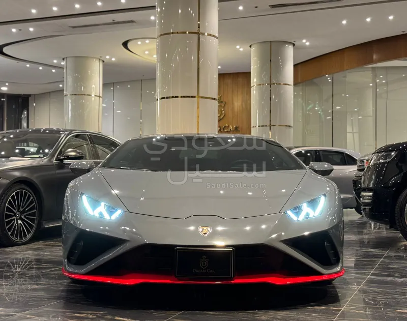 2022 لمبرجيني هوراكان ايفو