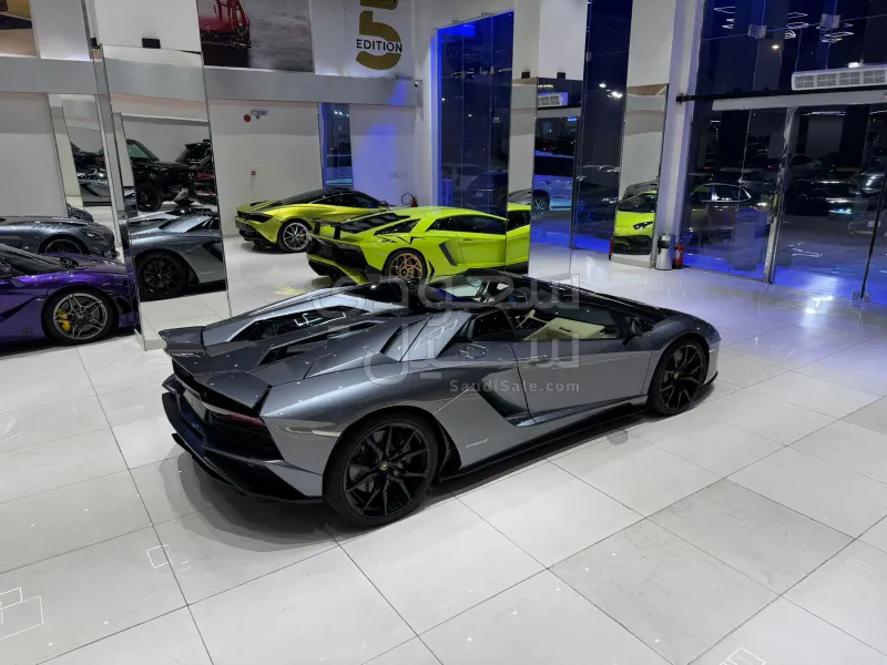 2019 Lamborghini Aventador S