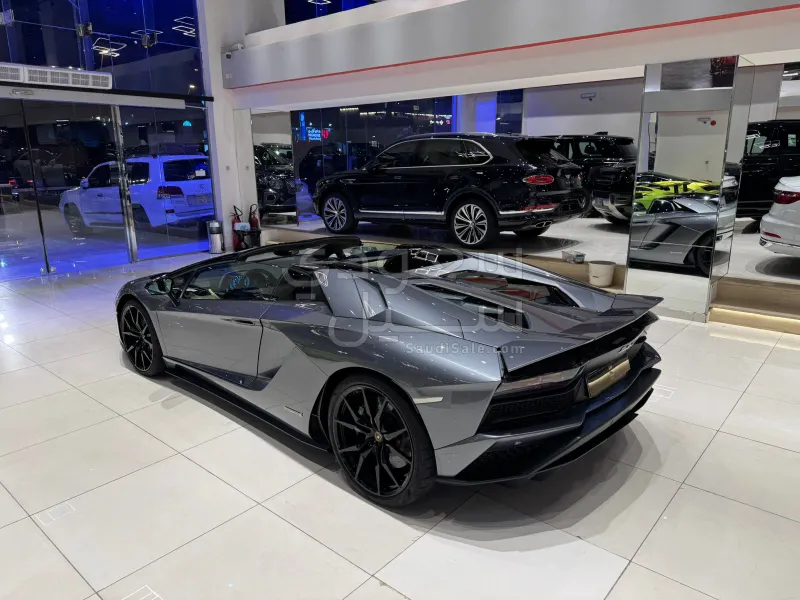 2019 Lamborghini Aventador S