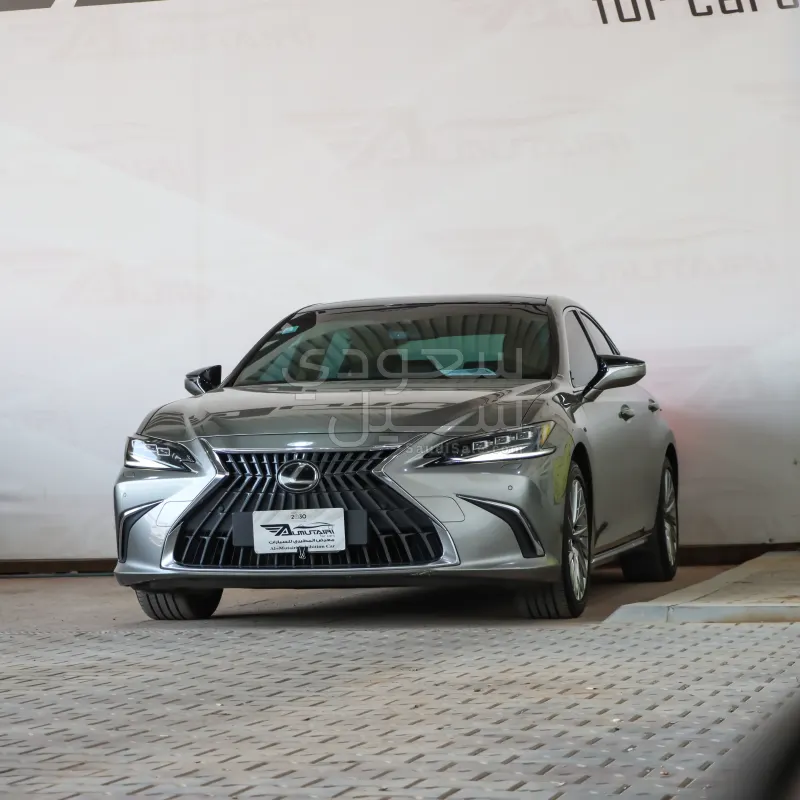 2023 Lexus ES 250