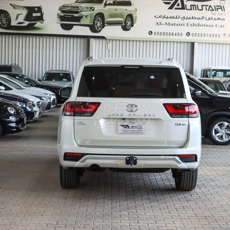 2024 Toyota Land Cruiser GXR