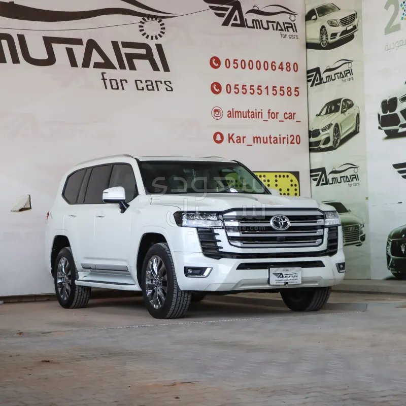 2024 Toyota Land Cruiser GXR