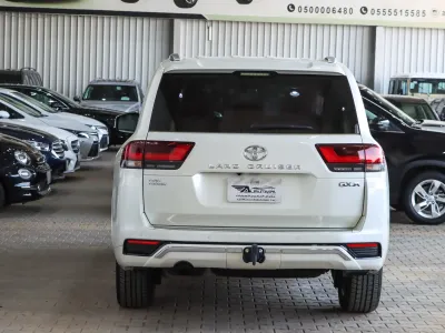 2024 Toyota Land Cruiser GXR