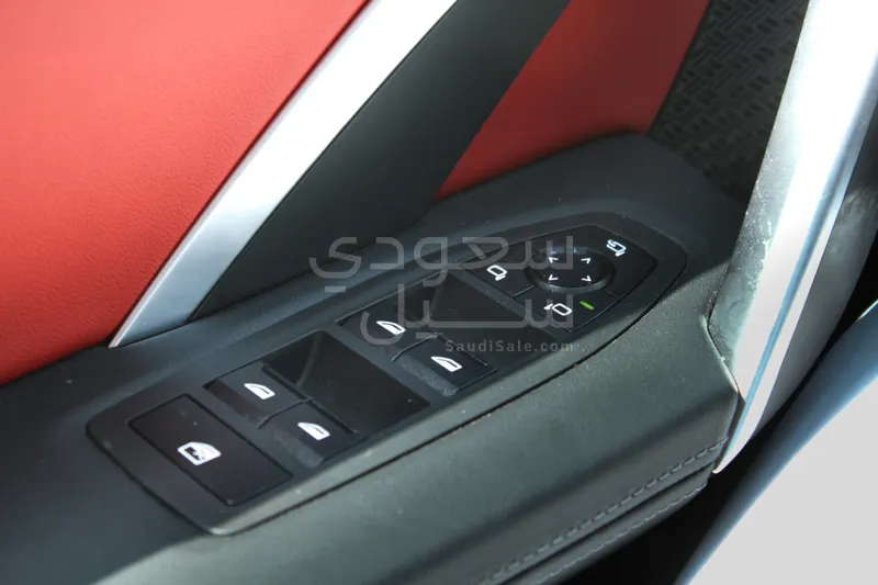 2025 BMW X Series 1