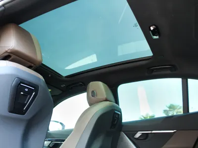 2025 BMW 5 Series 520i Mkit