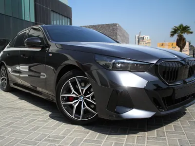 2025 BMW 5 Series 520i Mkit