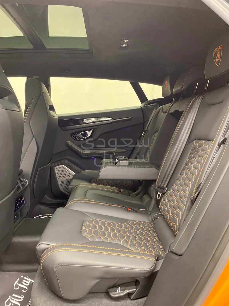 2022 Lamborghini URUS