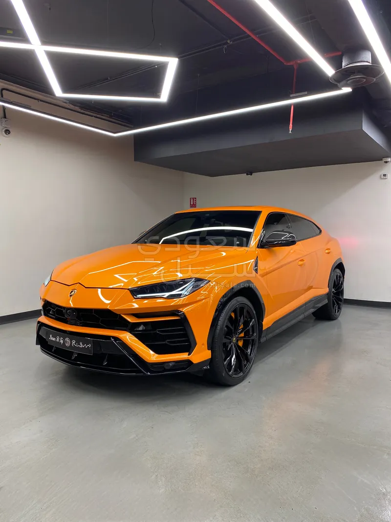 2022 Lamborghini URUS