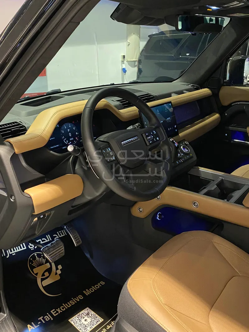 2025 Land Rover Defender 110