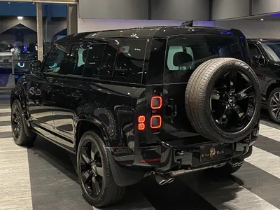 2025 Land Rover Defender 110
