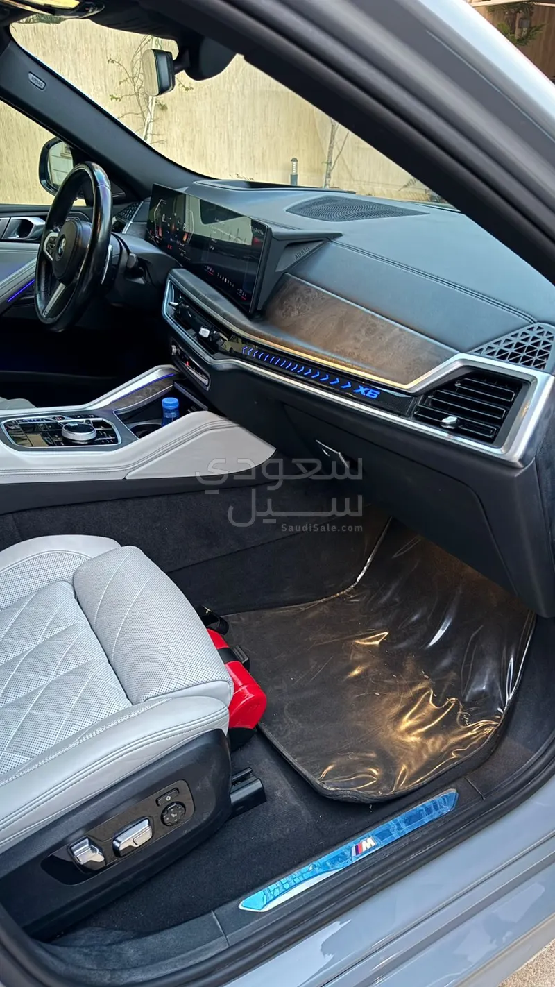 2024 BMW X Series 6 M Kit