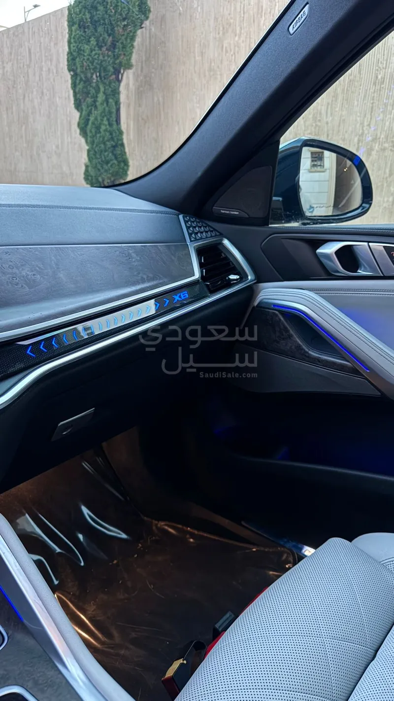 2024 BMW X Series 6 M Kit