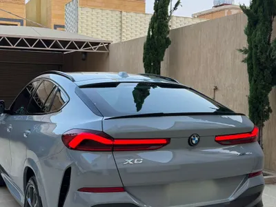 2024 BMW X Series 6 M Kit