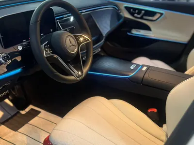 2025 Mercedes-Benz E 200