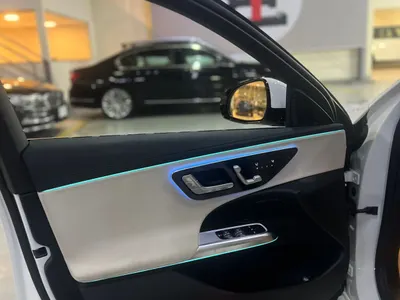 2025 Mercedes-Benz E 200