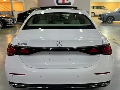 2025 Mercedes-Benz E 200