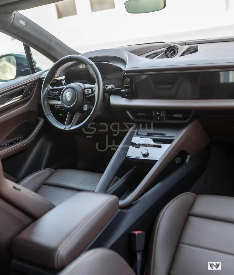 2024 بورش ماكان توربو