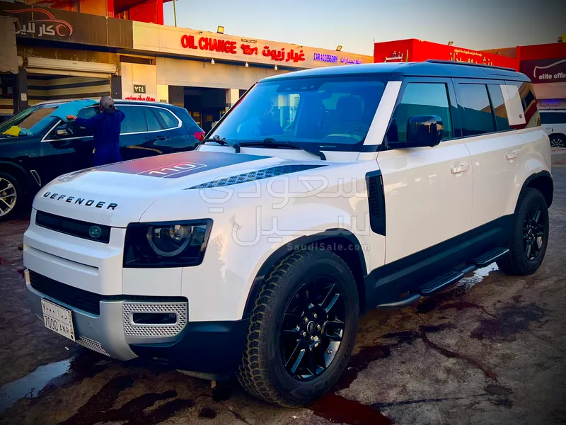 2021 لاند روفر ديفيندر 110