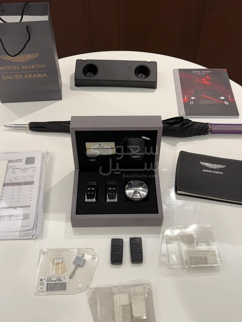 2014 استون مارتن فانكويش