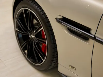 2014 استون مارتن فانكويش