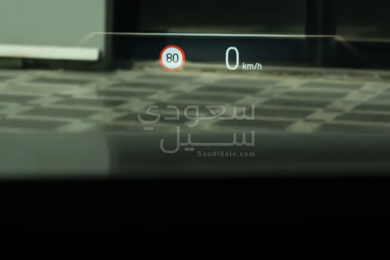 2025 بي ام دبليو الفئة الخامسة 520 أي إم كت