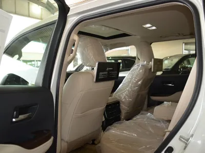 2025 Toyota Land Cruiser GXR
