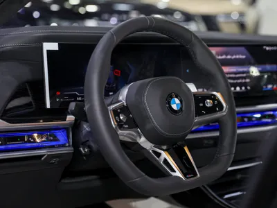 2026 بي ام دبليو الفئة السابعة 735أي