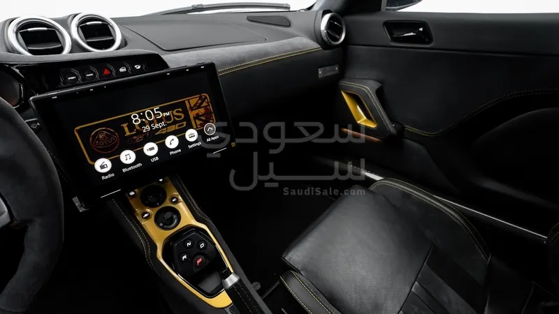 2019 لوتس ايفورا