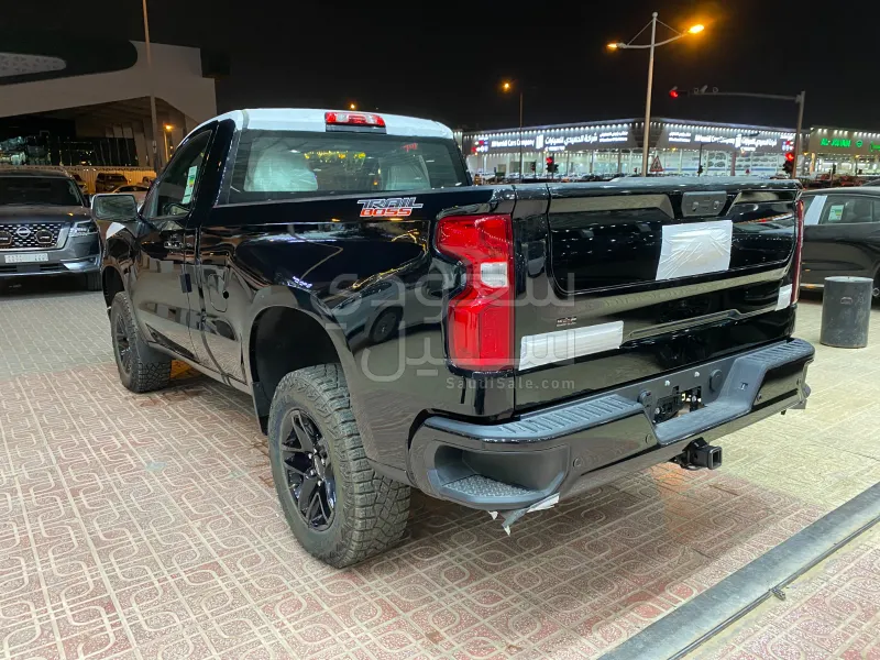 2025 Chevrolet Silverado