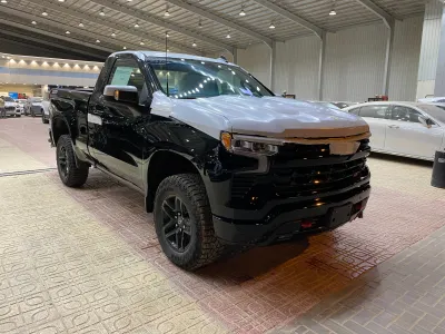 2025 Chevrolet Silverado