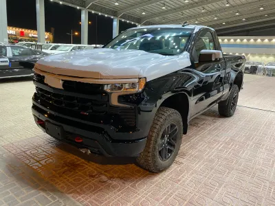 2025 Chevrolet Silverado
