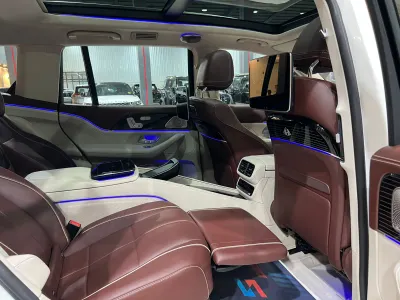 2023 مرسيدس - بنز جي إل إس 600 مايباخ