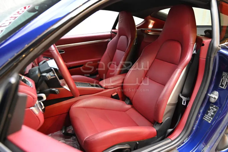 2022 بورش 718 كايمان
