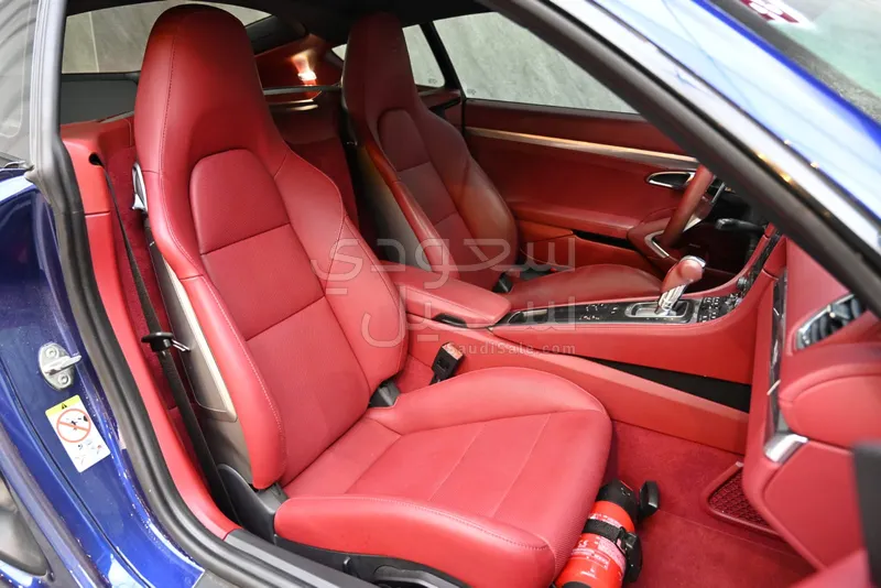 2022 بورش 718 كايمان