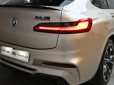 2020 بي ام دبليو الفئة اكس 4 إم كومبيتيشن