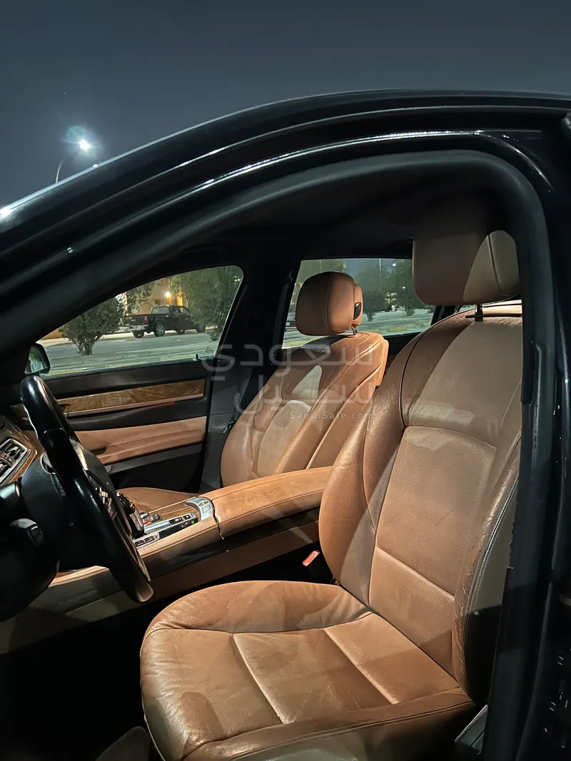 2012 BMW 7 Series 730Li