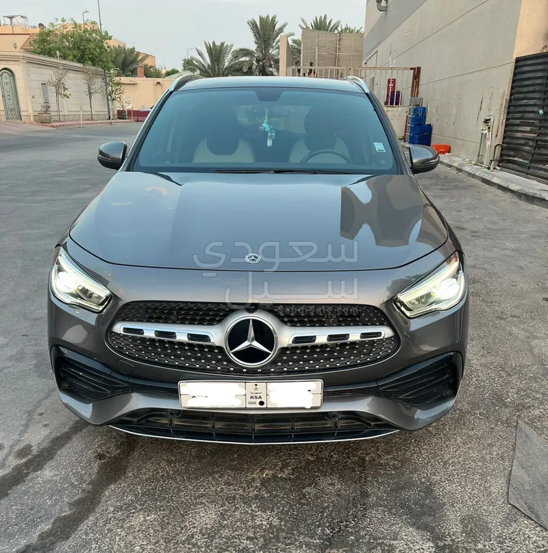 2021 Mercedes-Benz GLA 200