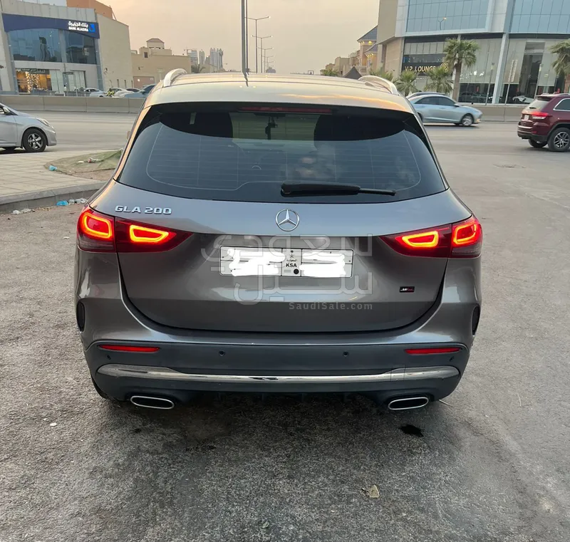2021 Mercedes-Benz GLA 200